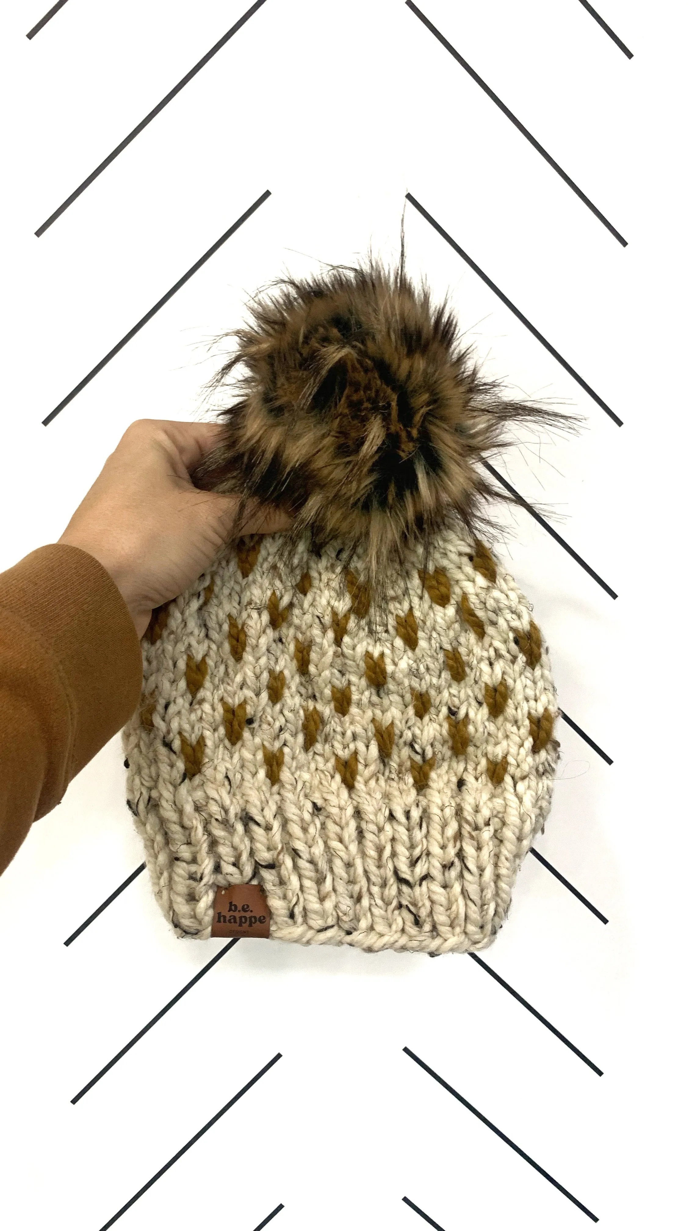 0-3 month Baby Heart Knit Pom Hat | Oatmeal   Flax