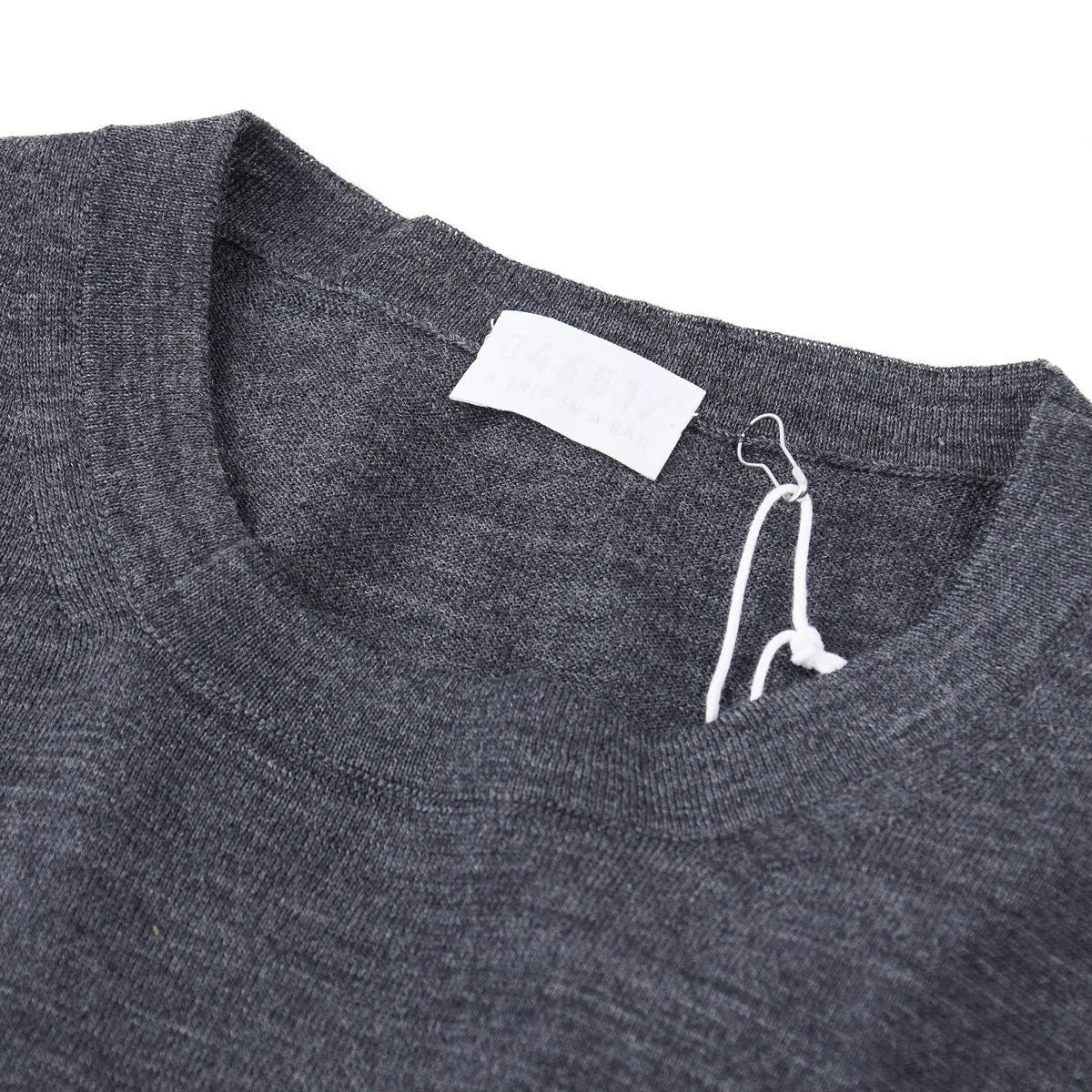 04651 / A Trip in a Bag Lightweight Merino Sweater