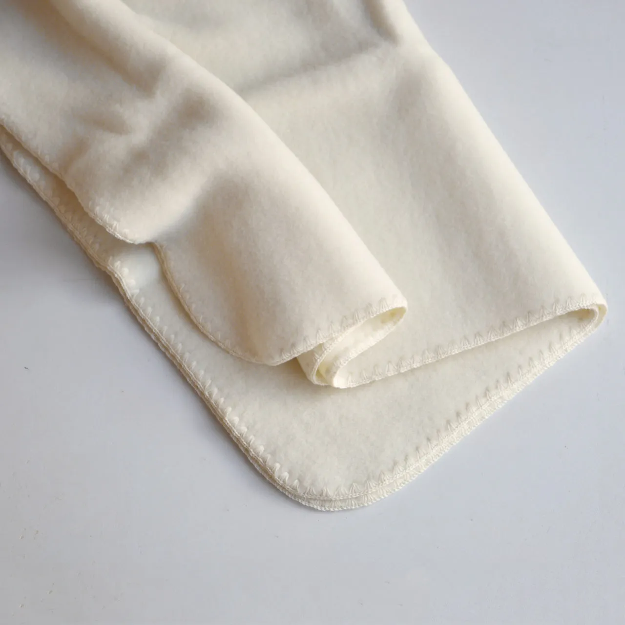 Baby Blanket in Organic Merino Wool Fleece (65x100cm)