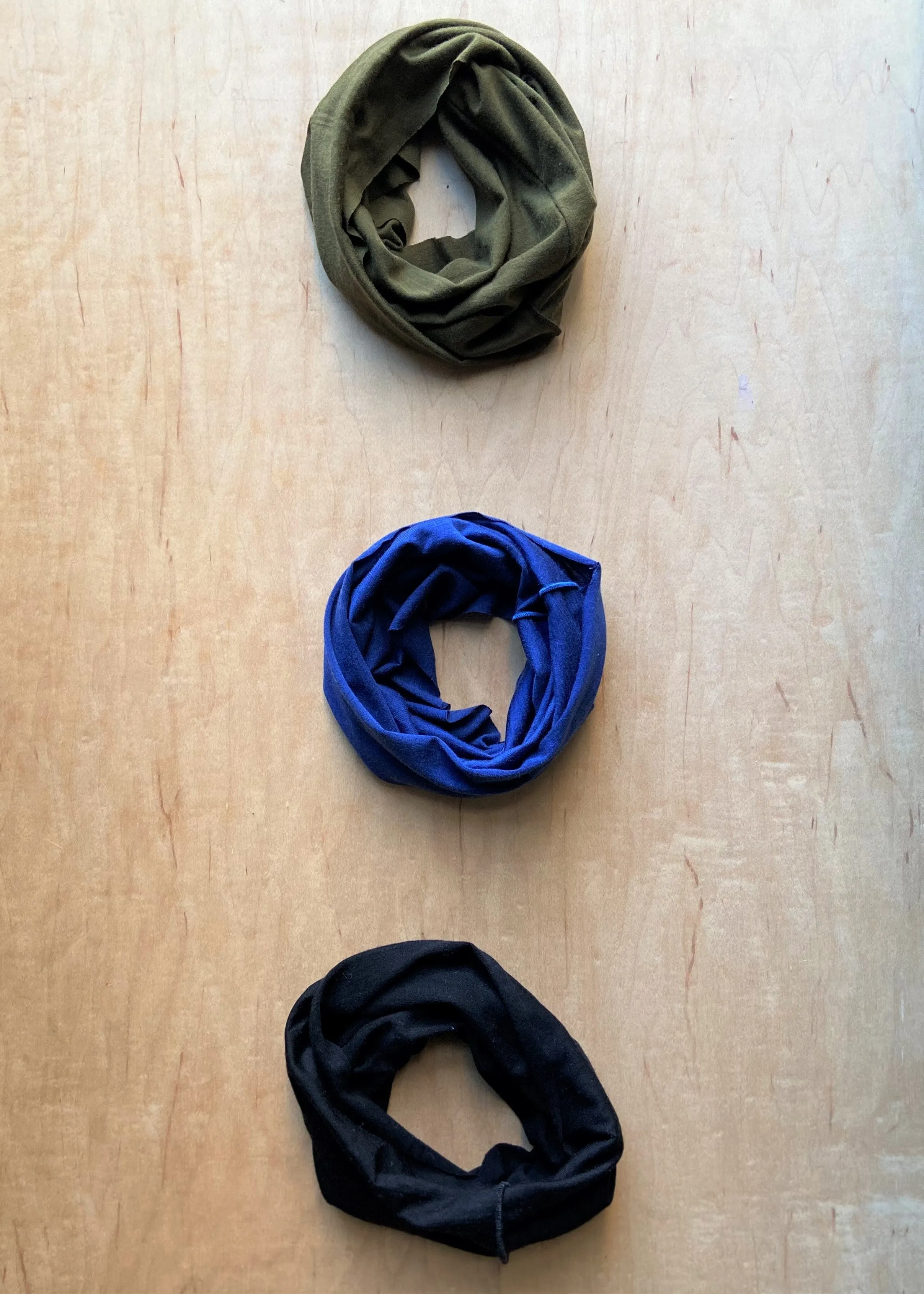 Black Sleek Neck Warmer