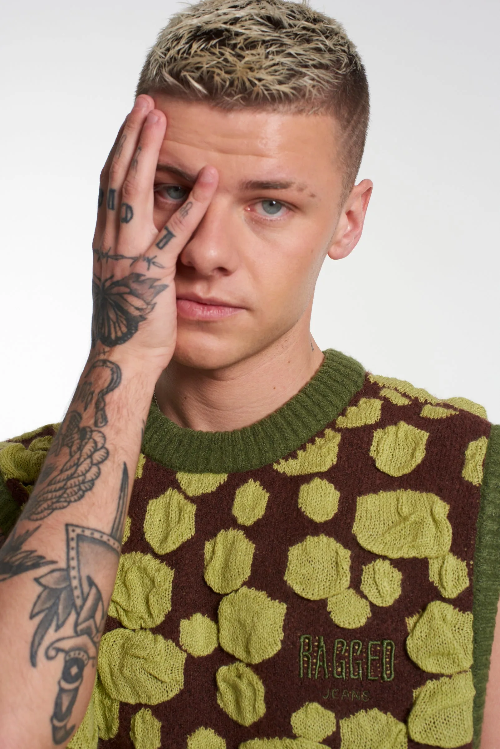 Decay Knitted Vest