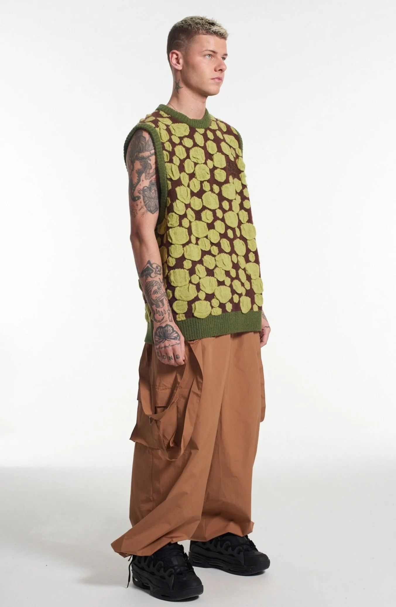 Decay Knitted Vest