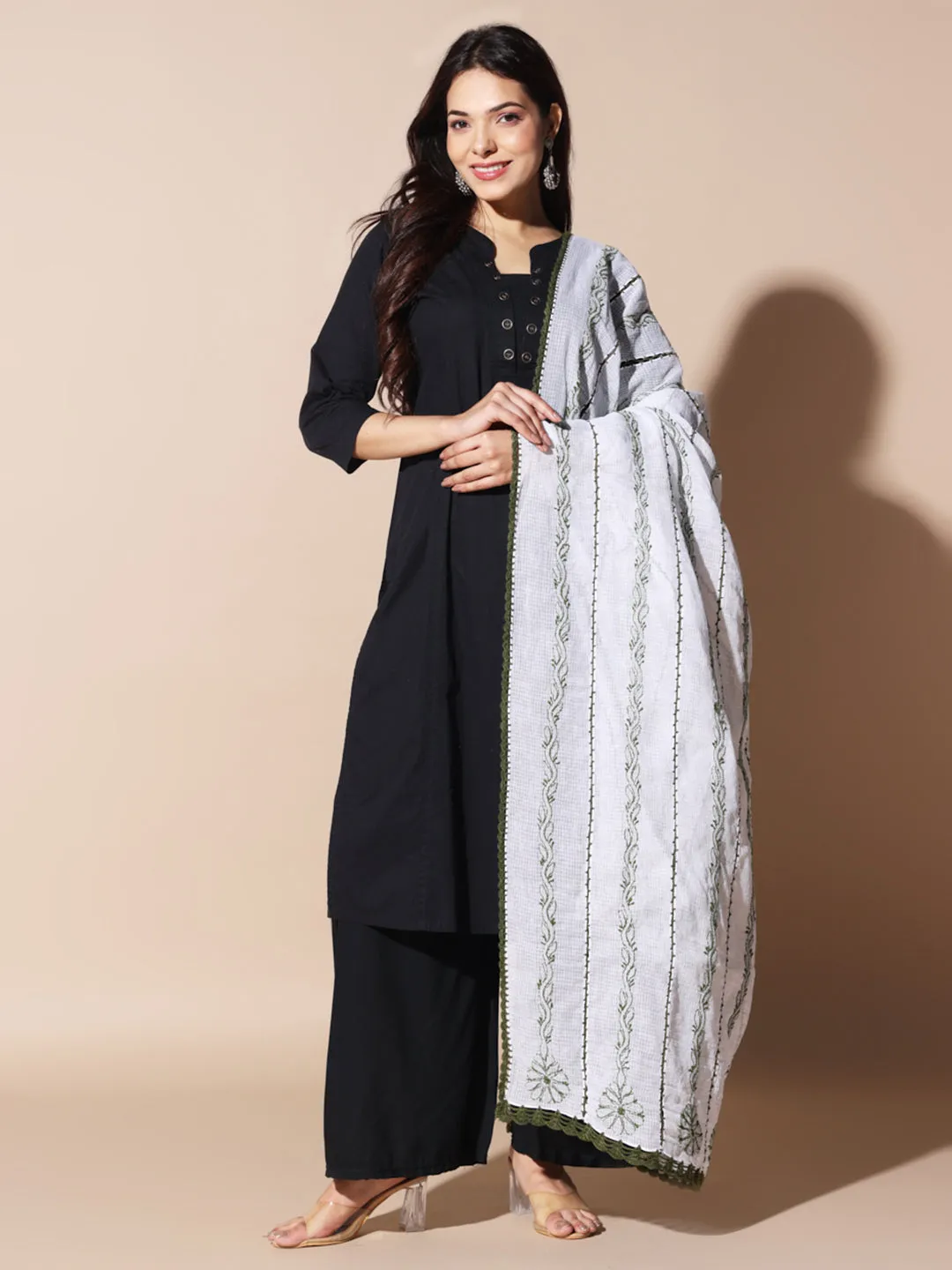 Elegant Handcrafted Kota Doriya Dupatta with Lucknowi Chikankari Embroidery