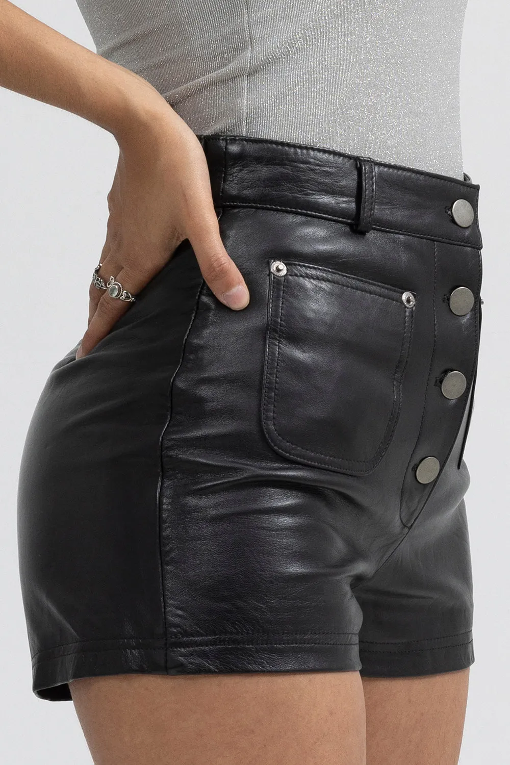 Maleni Womens Leather Shorts