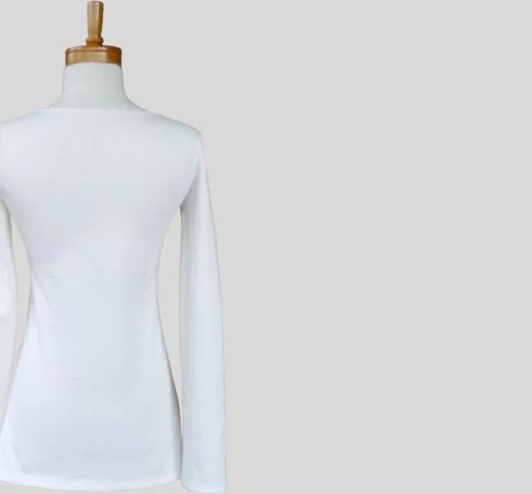 Organic top with scoop neckline