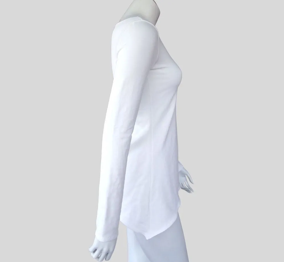 Organic top with scoop neckline
